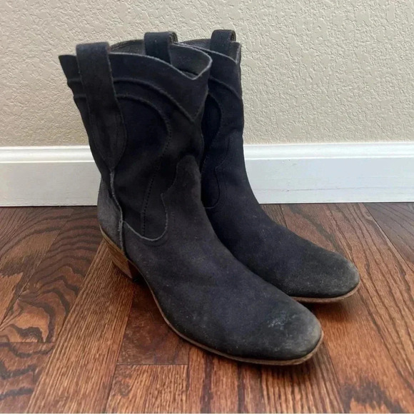 I.N.K. Made in Italy Black Leather Pull On Chelsea Booties Boots 39 Sz US 8-9 - Picture 4 of 16